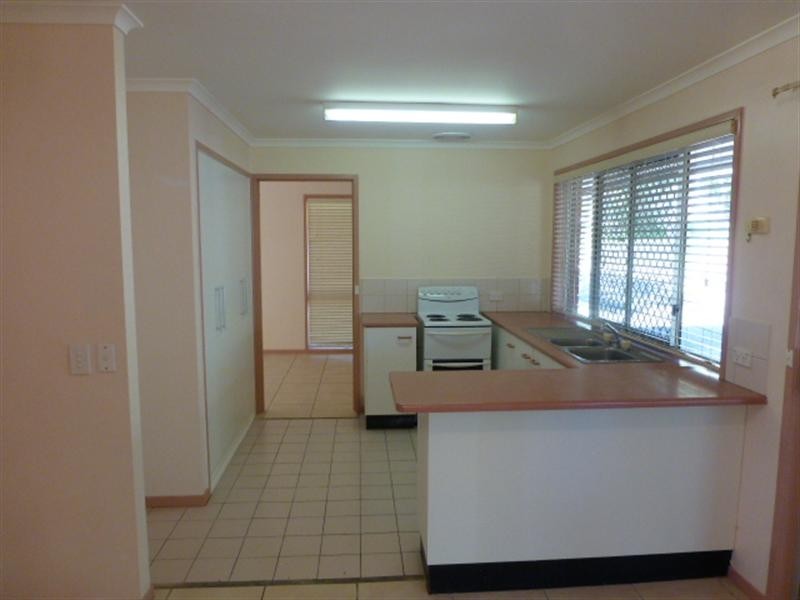 Sinnamon Park QLD 4073