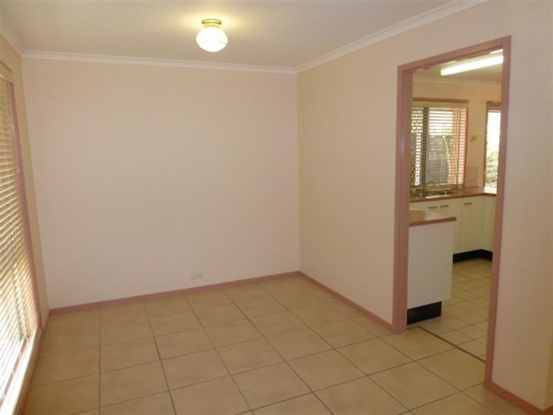 Sinnamon Park QLD 4073