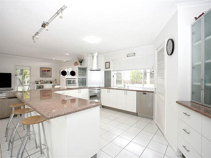 10 Wivenhoe Court, Westlake QLD 4074