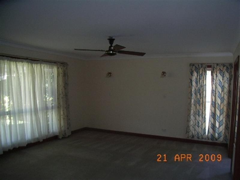 Mount Ommaney QLD 4074