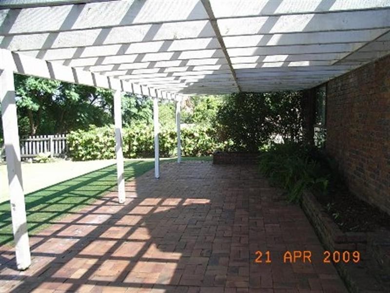 Mount Ommaney QLD 4074