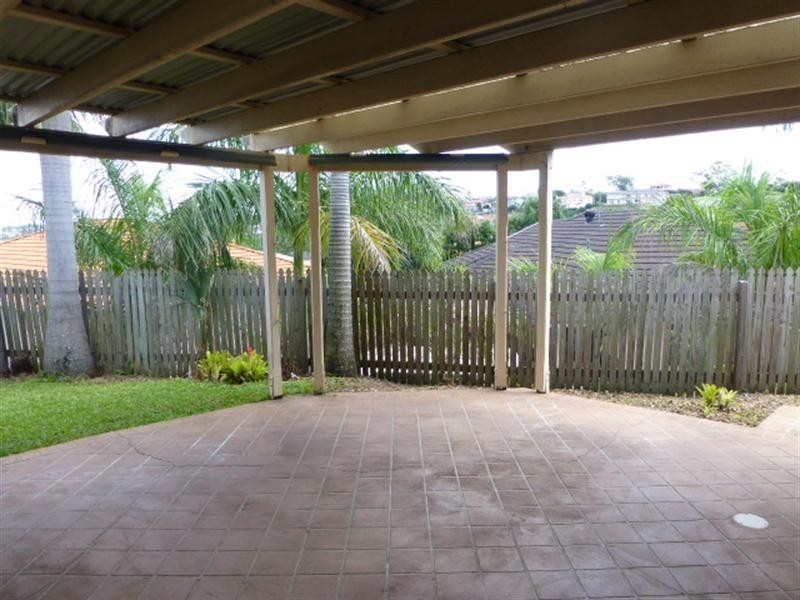 Mount Ommaney QLD 4074
