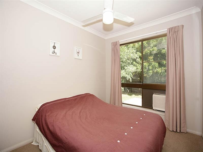 75 Glen Ross Road, Sinnamon Park QLD 4073