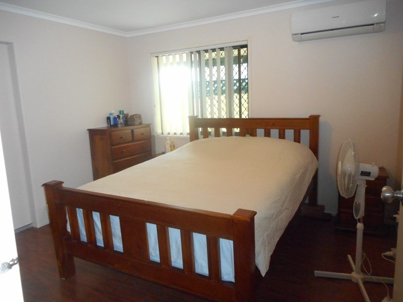 2 Lugano Street, Riverhills QLD 4074