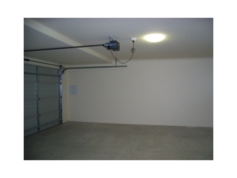 Mount Ommaney QLD 4074