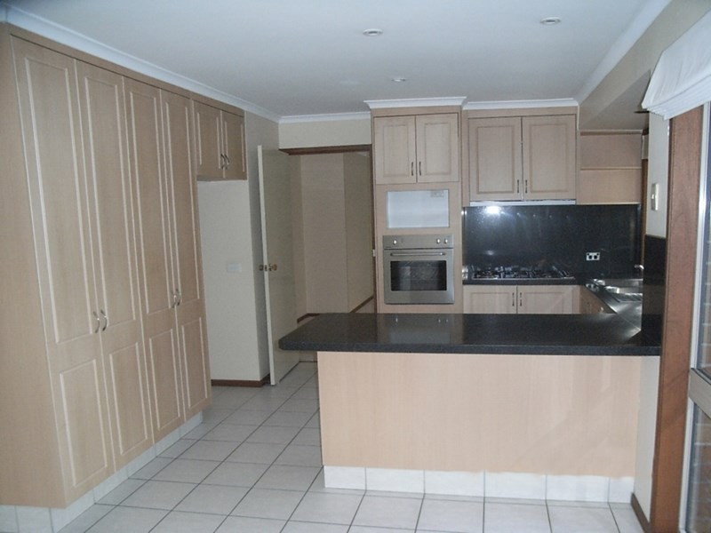 Sinnamon Park QLD 4073