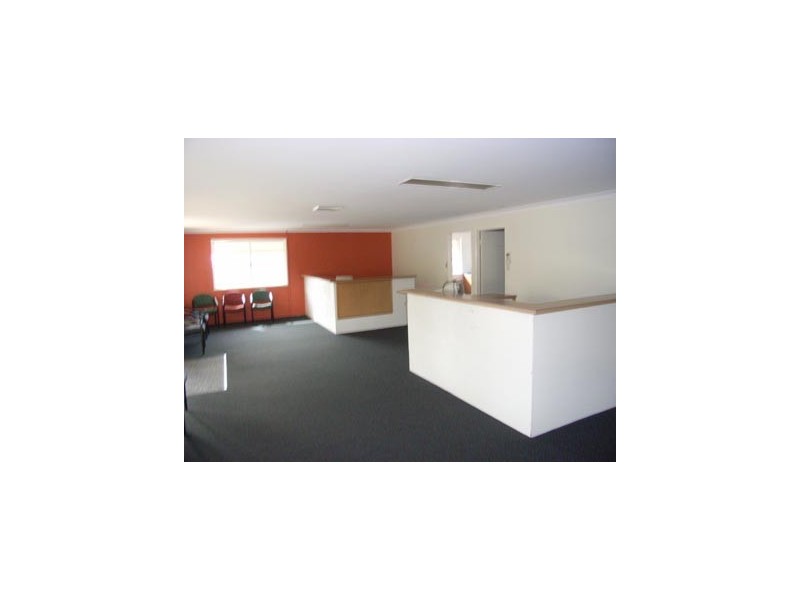 6 Mapleton Road, Nambour QLD 4560