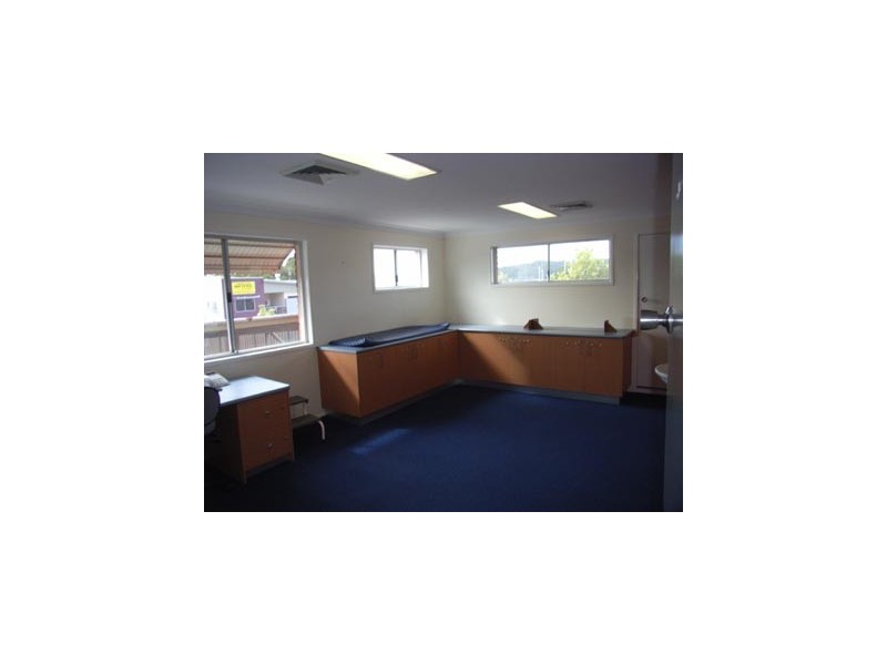 6 Mapleton Road, Nambour QLD 4560