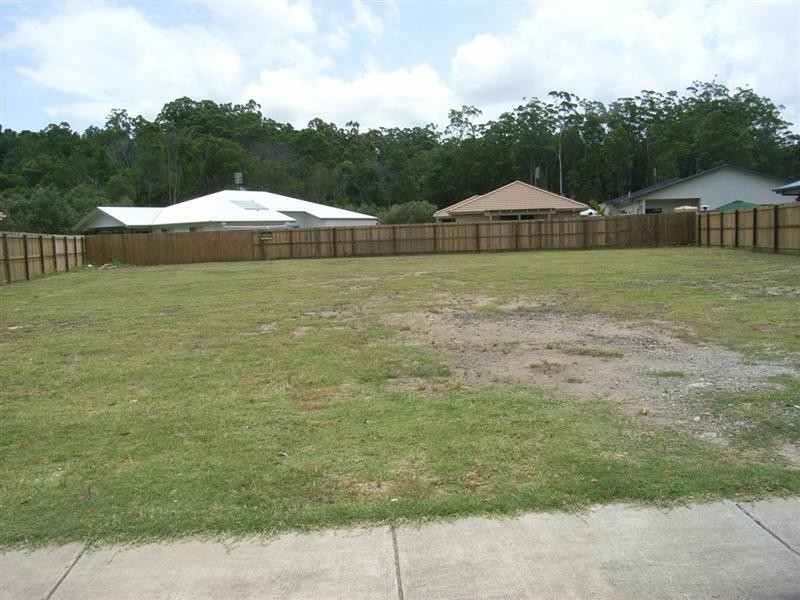 10 Pollys Place, Nambour QLD 4560