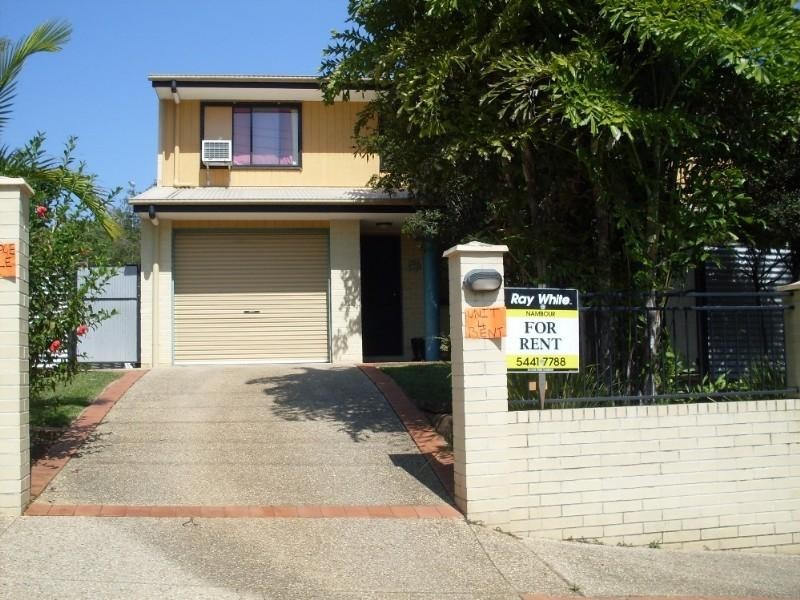 1/49 Elizabeth Street, Nambour QLD 4560