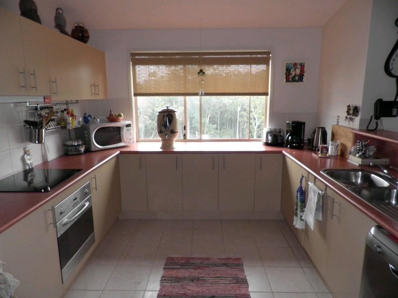 8 Rainbow Court, Woombye QLD 4559