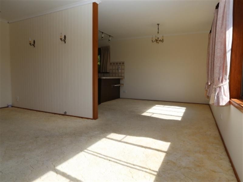 10 Emma Close, Dalmeny NSW 2546