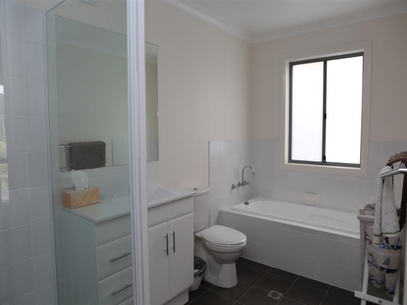 32A Ballingalla Street, Narooma NSW 2546