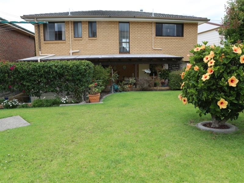 35 Dalmeny Drive, Kianga NSW 2546
