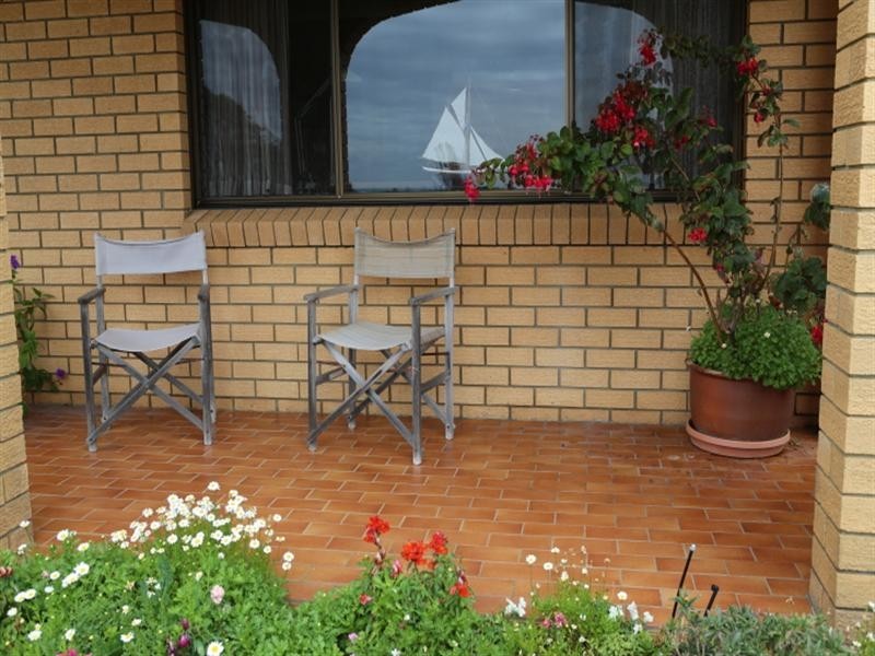 35 Dalmeny Drive, Kianga NSW 2546