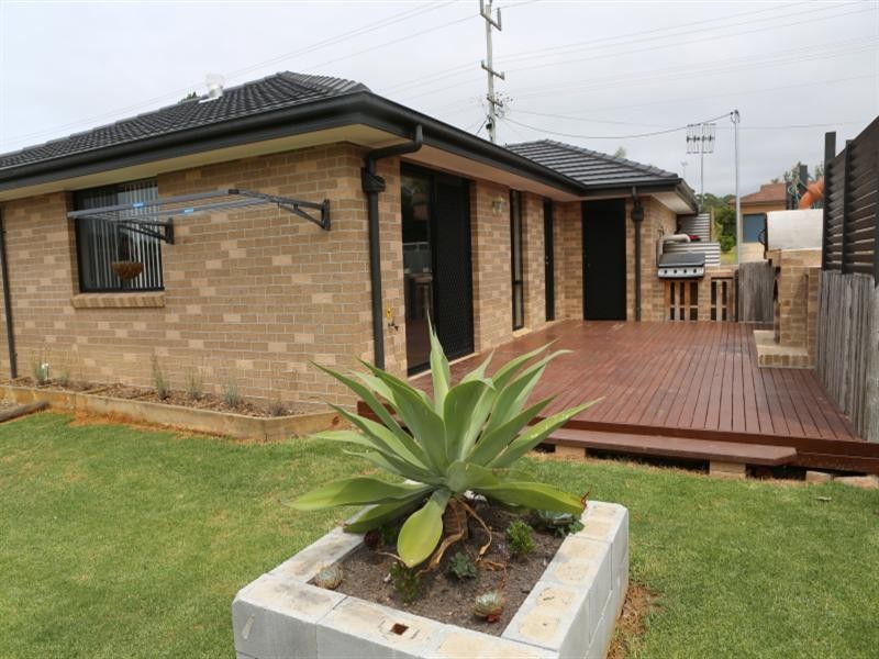 21 Binalong Street, Dalmeny NSW 2546