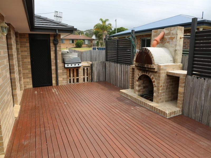 21 Binalong Street, Dalmeny NSW 2546