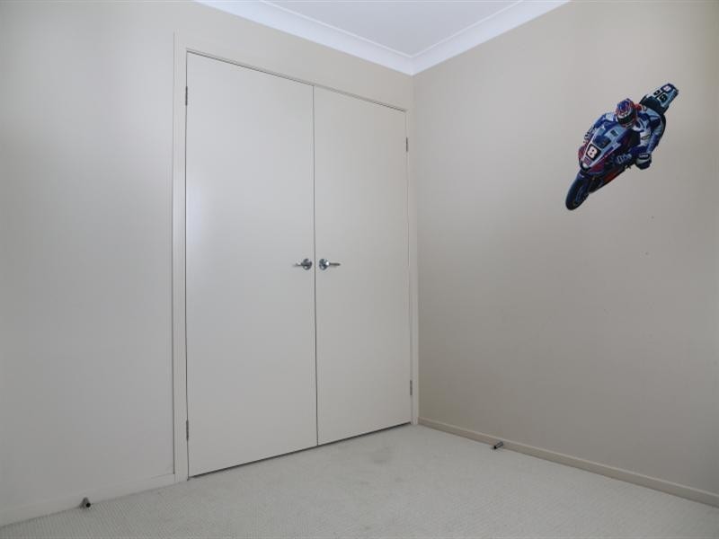 21 Binalong Street, Dalmeny NSW 2546