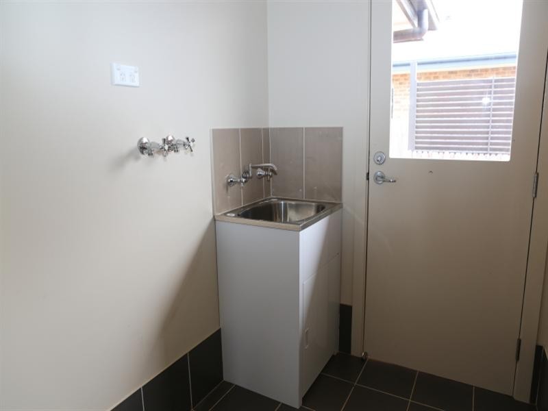 21 Binalong Street, Dalmeny NSW 2546