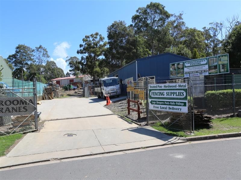 8 Murphy Place, Narooma NSW 2546