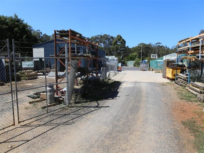 8 Murphy Place, Narooma NSW 2546