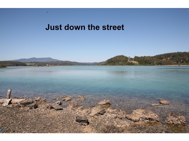 2 Princes Highway, Narooma NSW 2546