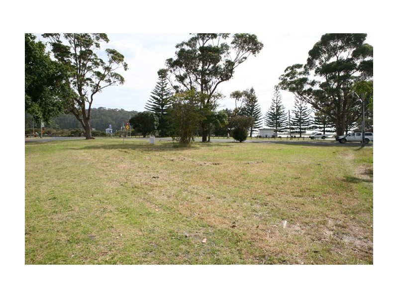 2 Princes Highway, Narooma NSW 2546