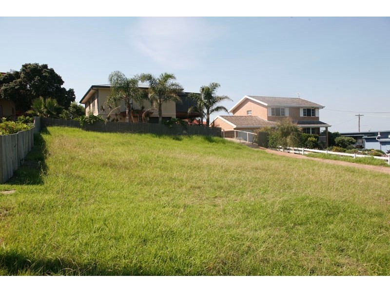 128 Noble Parade, Dalmeny NSW 2546