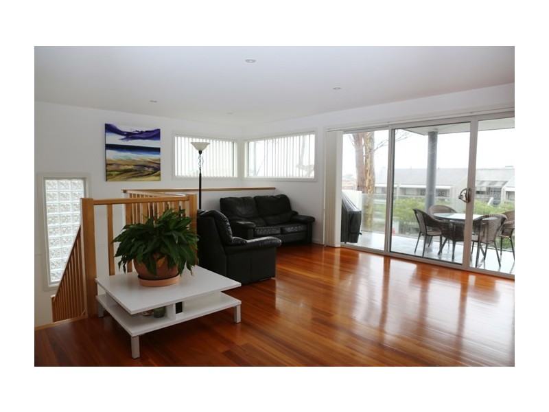 3/4 Marine Drive, Narooma NSW 2546