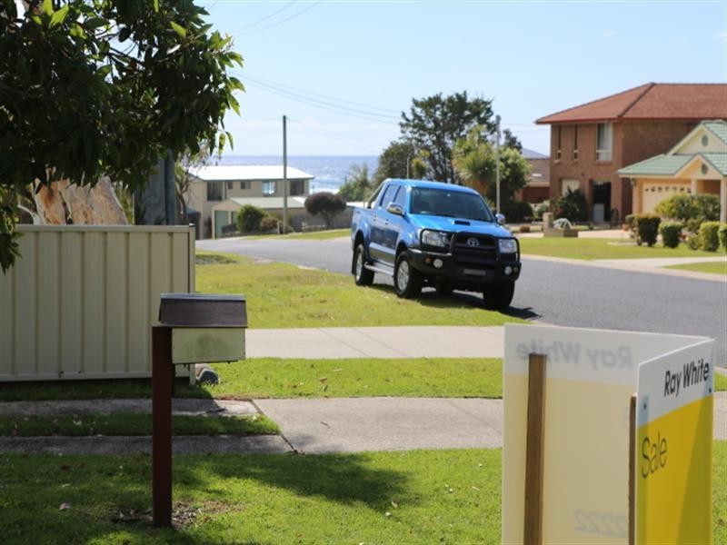 13 Kianga Parade, Kianga NSW 2546