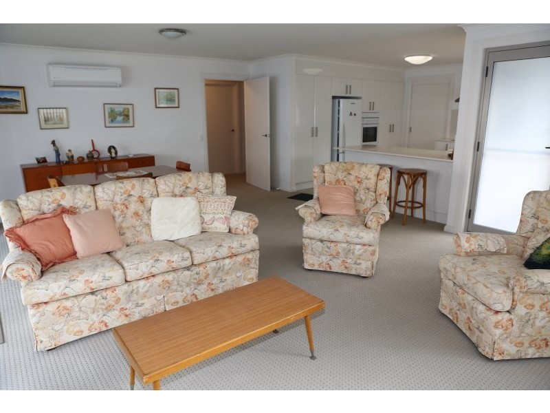 3B Riverside Drive, Narooma NSW 2546