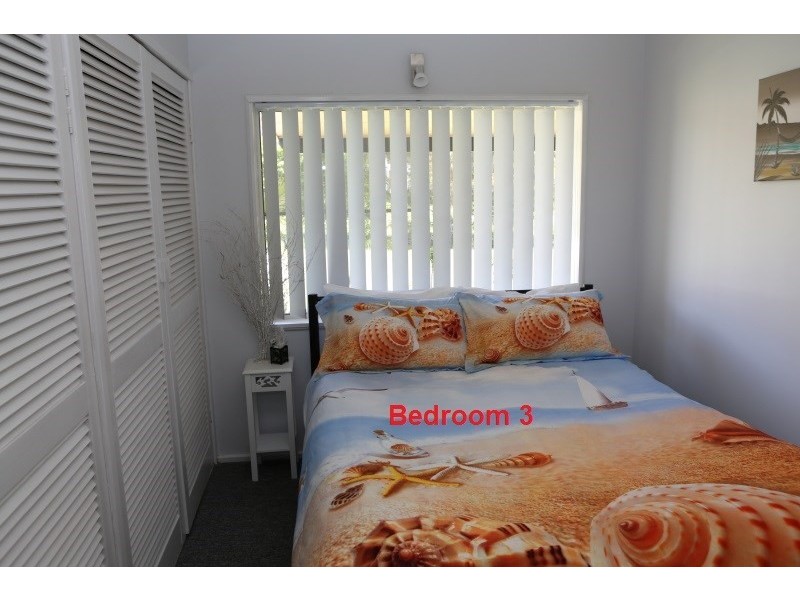 37 Myuna Street, Dalmeny NSW 2546