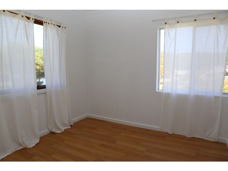 100 Cresswick Parade, Dalmeny NSW 2546