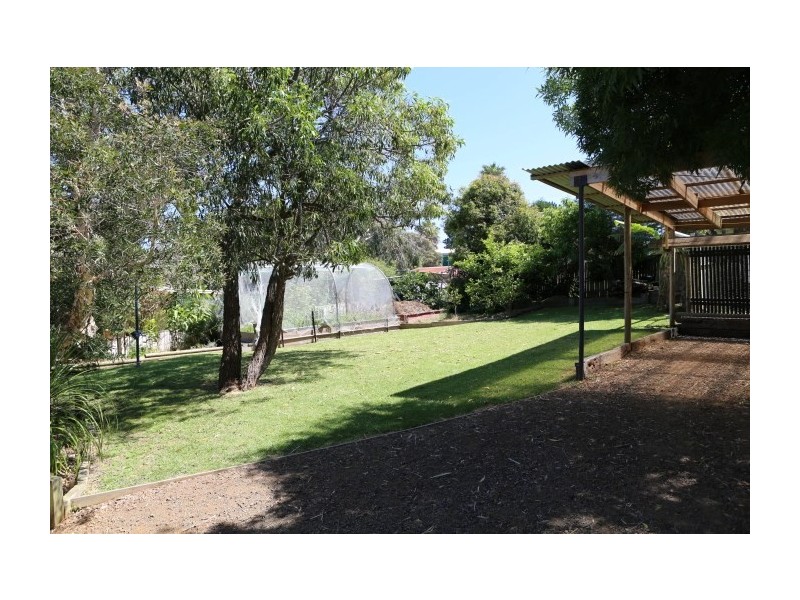 100 Cresswick Parade, Dalmeny NSW 2546