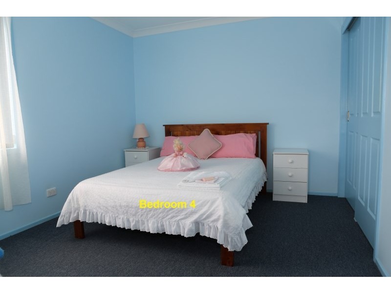 5 Pacific Avenue, Kianga NSW 2546