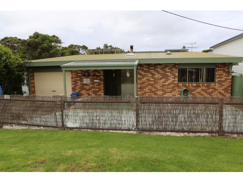 17 Lakeside Drive, Kianga NSW 2546