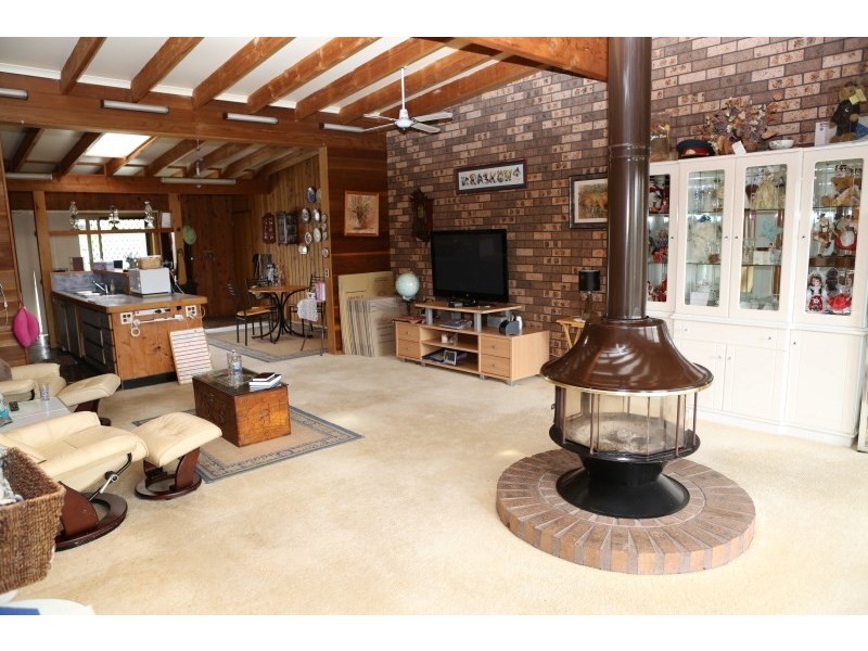 17 Lakeside Drive, Kianga NSW 2546
