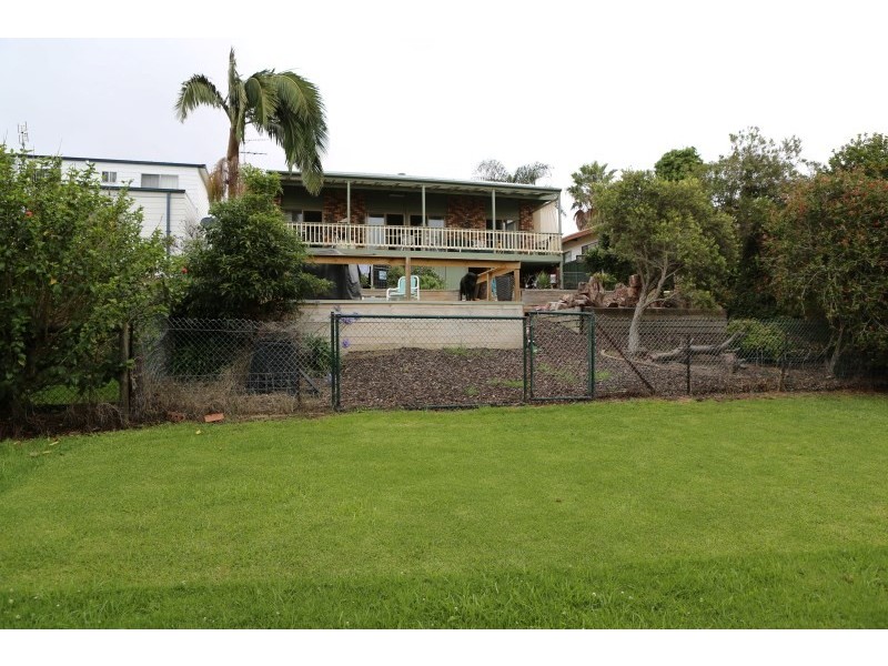 17 Lakeside Drive, Kianga NSW 2546