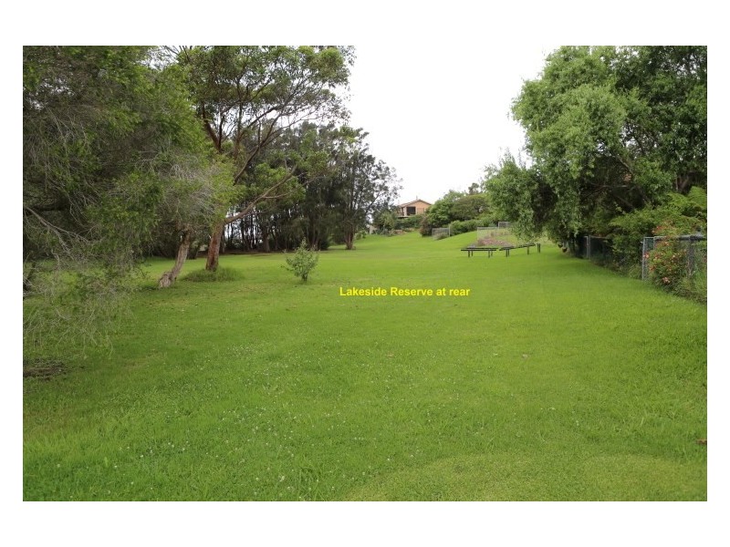 17 Lakeside Drive, Kianga NSW 2546