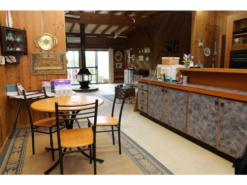 17 Lakeside Drive, Kianga NSW 2546