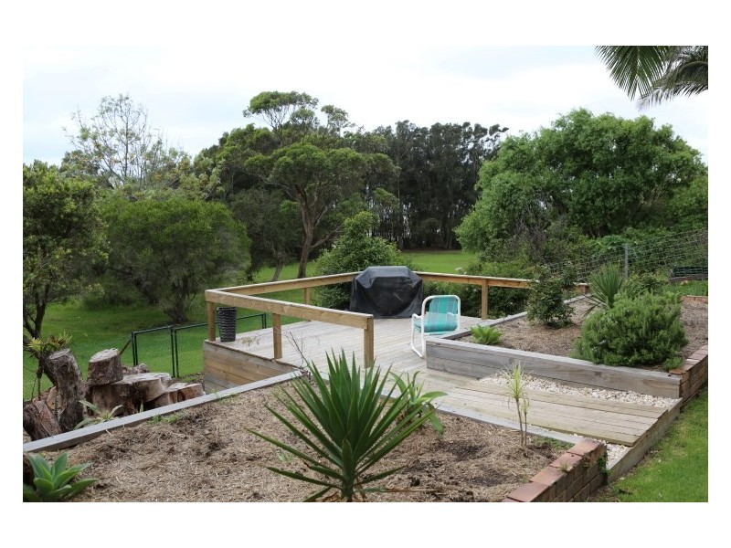 17 Lakeside Drive, Kianga NSW 2546