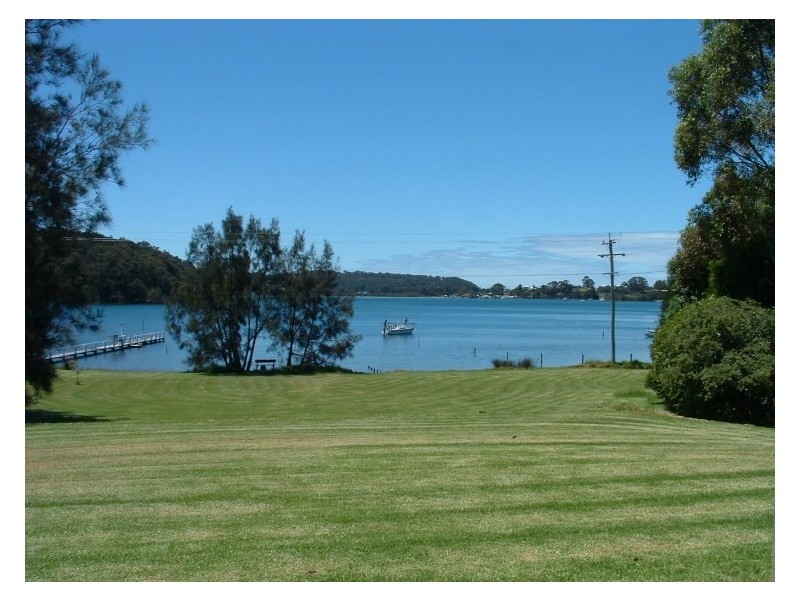 80 Old Highway, Narooma NSW 2546