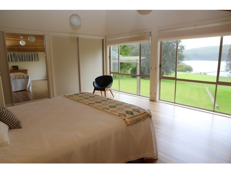 80 Old Highway, Narooma NSW 2546