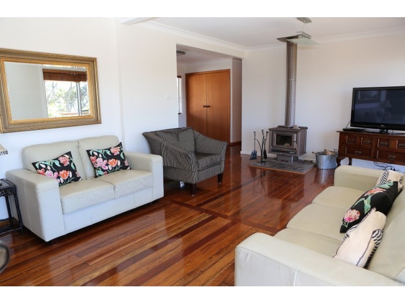 202 Mystery Bay Road, Mystery Bay NSW 2546