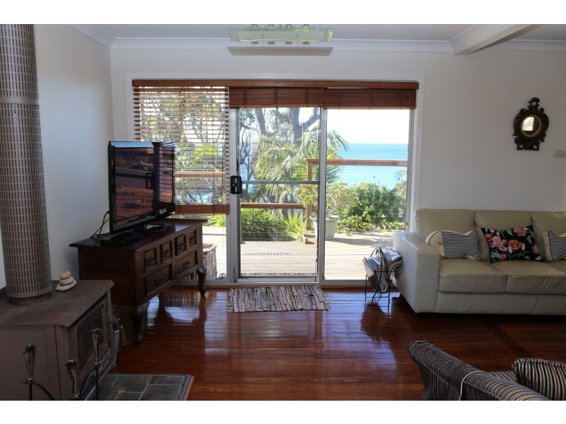 202 Mystery Bay Road, Mystery Bay NSW 2546