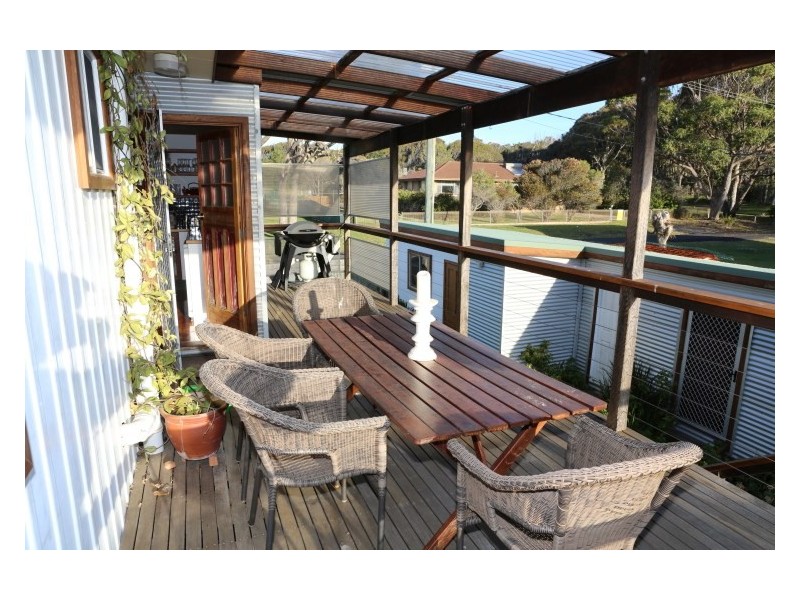 202 Mystery Bay Road, Mystery Bay NSW 2546
