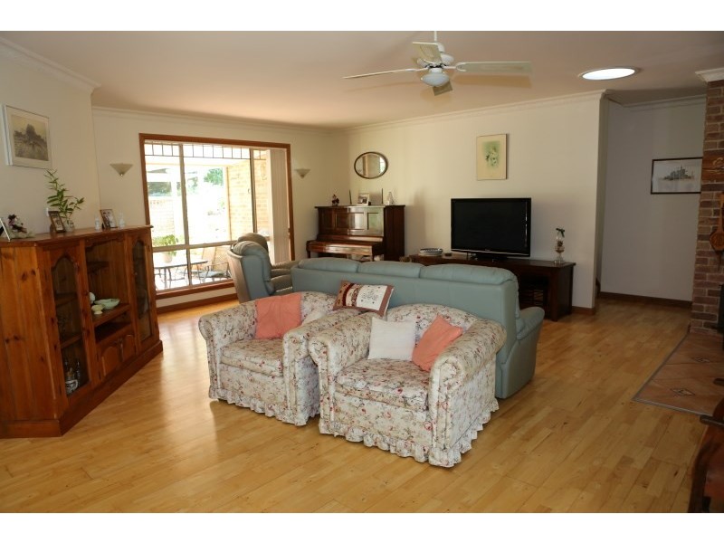 360 Old Highway, Narooma NSW 2546