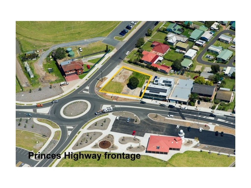 82 Princes Highway, Narooma NSW 2546