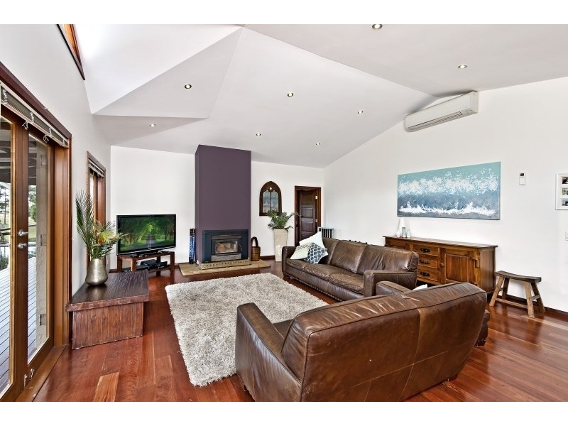 76 Rainforest Parkway, Narooma NSW 2546