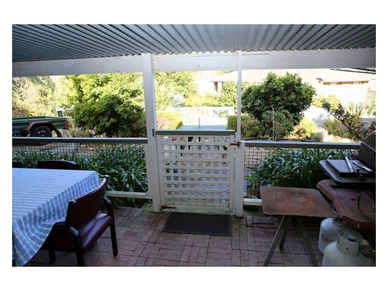 33 Fishermans Crescent, North Narooma NSW 2546